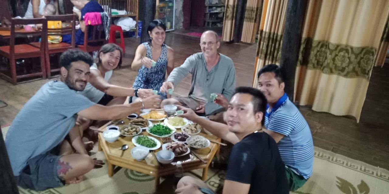 A Sy Ban Gioc Homestay - Lang Da Khuoi Ky Cao Bang Exteriör bild